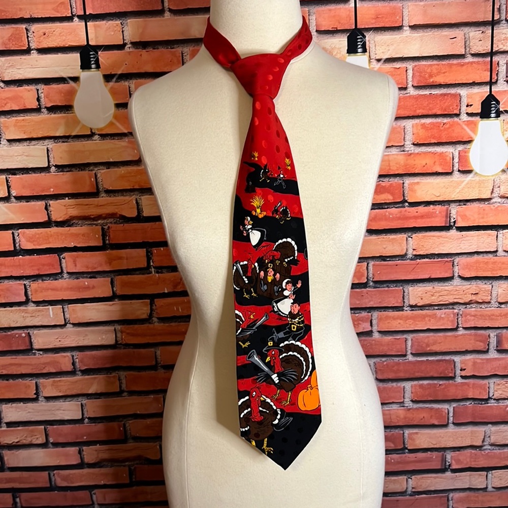 Turkeys Fight Back 100% Silk Tie